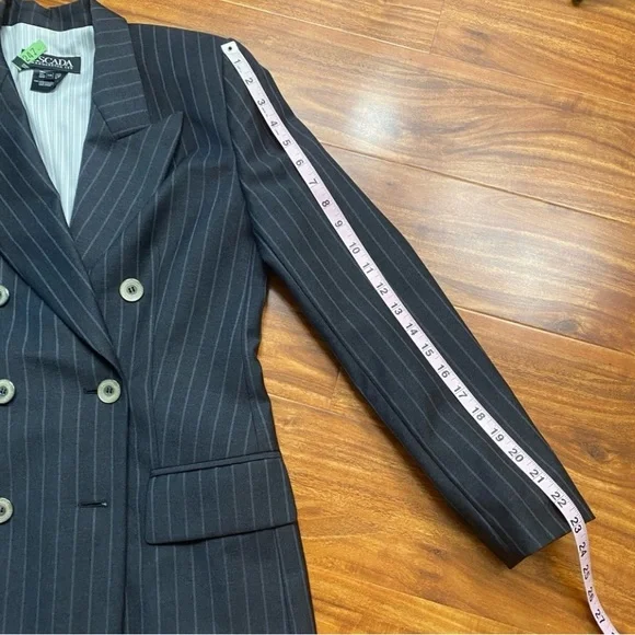 Vintage Escada Margaretha Ley Gray Pinstripe Pure Wool Blazer Size Medium Preppy